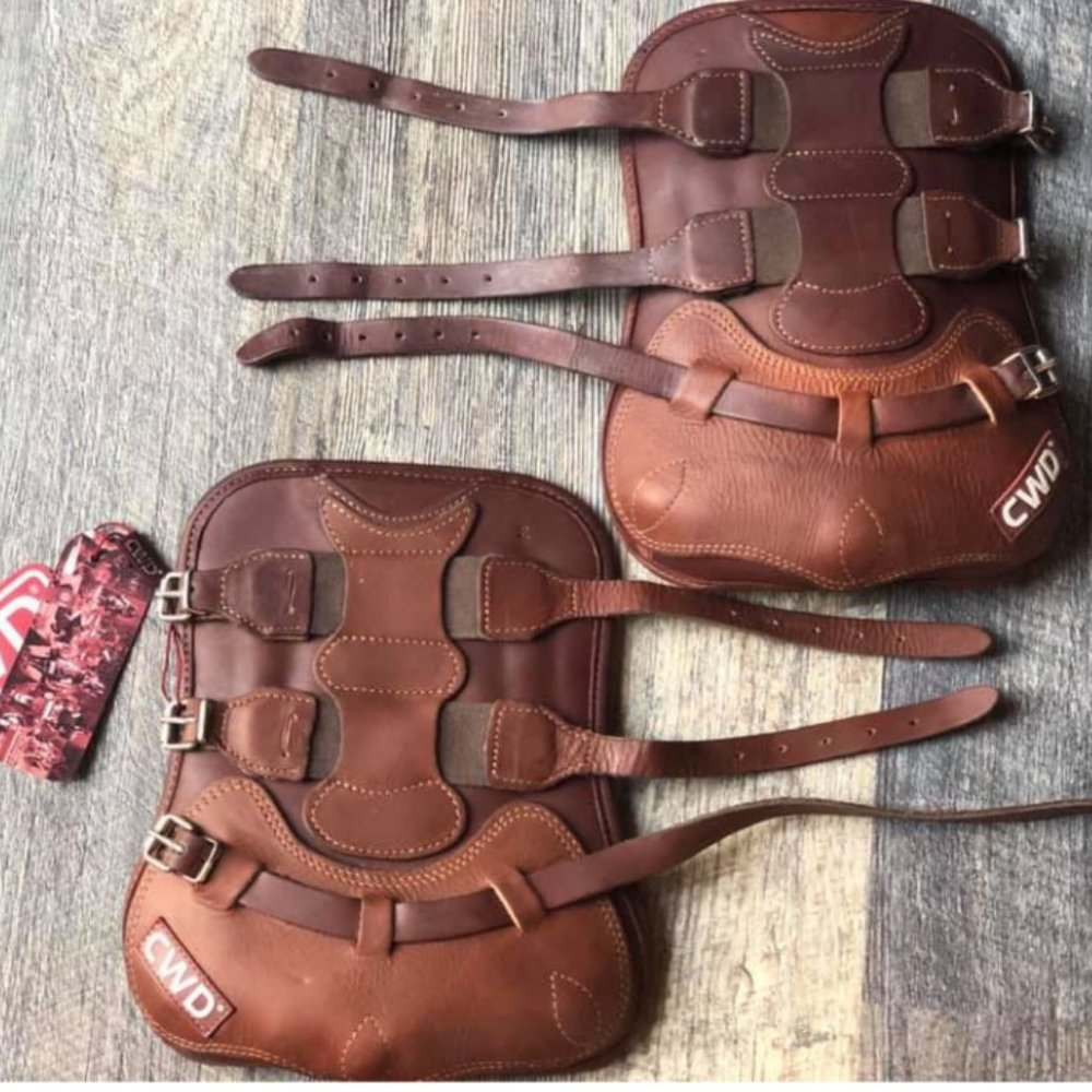 CWD Leather horse boot set M/L